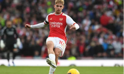 Arsenal ra quyết định phũ phàng cho Smith Rowe