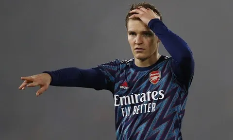 So sánh Odegaard với David Silva? Arteta có câu trả lời