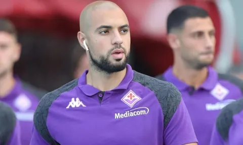 Sofyan Amrabat chiến đấu để đến M.U