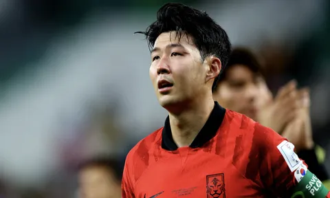 Son Heung-min khóc quá nhiều