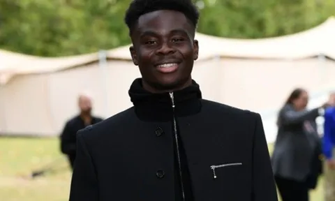 Son và Saka gây bão tại London Fashion Week