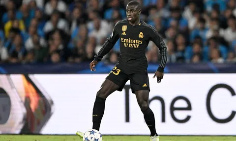 Hậu vệ Real Madrid lọt tầm ngắm Chelsea