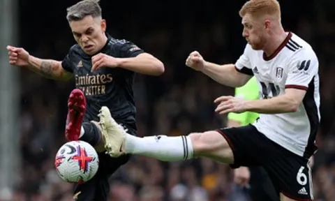 3 lần dọn cỗ, tân binh Arsenal phá vỡ im lặng