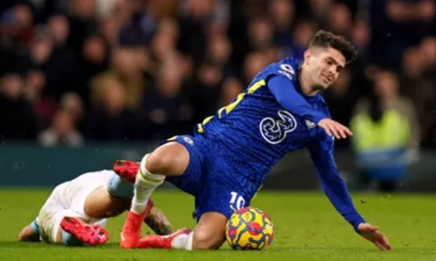 Quy luật nghiệt ngã, Chelsea trả giá choáng váng