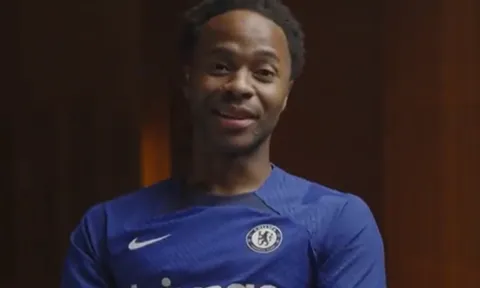 Sterling tiết lộ 2 'cạ cứng' tại Chelsea