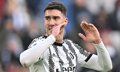 Sự trồi sụt tạo biến lớn, Man Utd và Arsenal mở hội