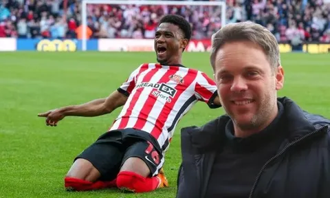 Sunderland có thể mượn 4 cầu thủ của M.U