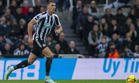 Thua đau, PSG lập tức liên hệ trung vệ Premier League