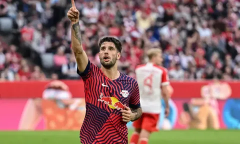 Liverpool cử tuyển trạch viên xem giò tiền vệ Bundesliga