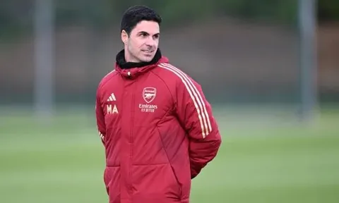 "Tôi xếp Arsenal ở vị trí thứ ba"
