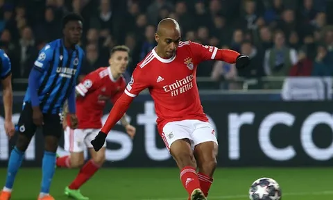 Benfica khuất phục hiện tượng Champions League