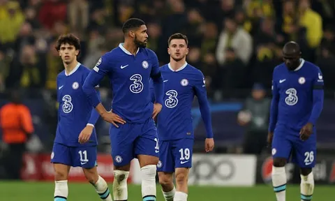 Chelsea thua Dortmund, Ferdinand chỉ ra vấn đề chuyển nhượng