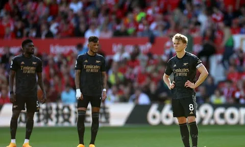 Arsenal gây choáng sau khi hụt chức vô địch