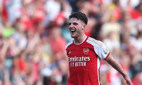 Người thắng kẻ thua sau trận Arsenal 3-1 M.U