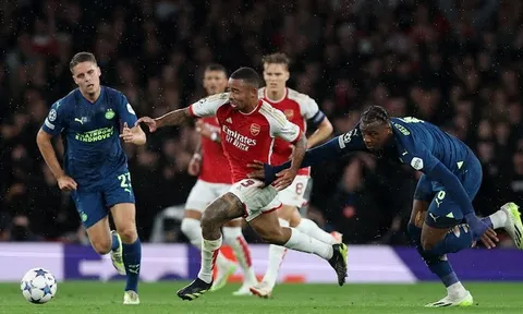 Điên rồ Gabriel Jesus