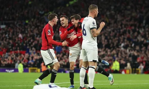 Chấm điểm Man Utd: Điểm 8 duy nhất