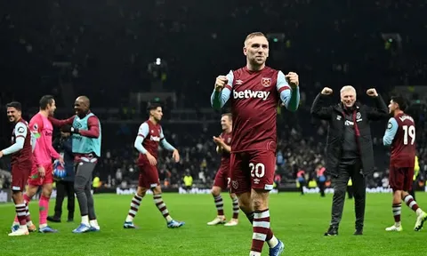 Phản ứng của HLV David Moyes khi West Ham hạ gục Tottenham