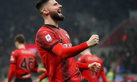 Ngả mũ trước Giroud