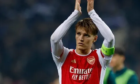 Arsenal trở thành trò cười