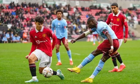 Cơn ác mộng tái hiện, đội trẻ Man City hủy diệt Man Utd 6-0