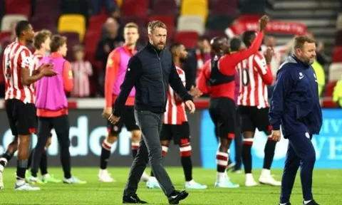 "Tại sao không xuất phát với Aubameyang?"