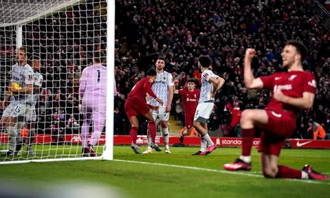 Tấn công như vũ bão, Liverpool áp sát top 4