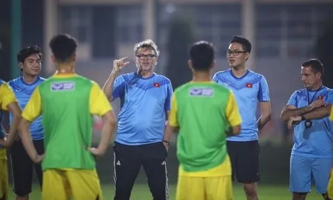 Tân HLV trưởng tuyển Việt Nam từng giúp U19 cầm hòa Nhật Bản