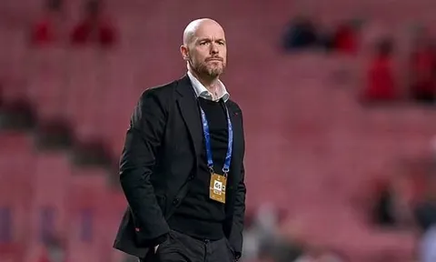 Ten Hag: "Những sự sáng sủa không còn nữa"