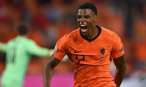 Ten Hag chốt 3 phương án thay Wan-Bissaka