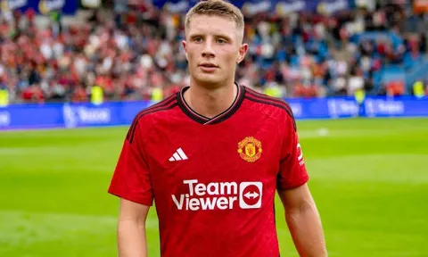 Ten Hag có lẽ đã tìm ra người thay thế Maguire sau trận thắng Leeds