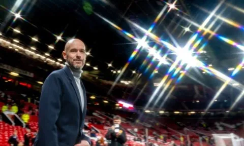Ten Hag đã giữ lời hứa đầu tiên với Man United