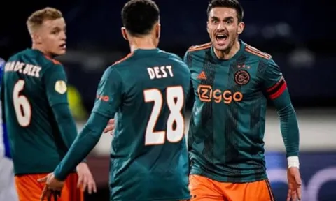 Ten Hag giúp M.U thoát khỏi "Van de Beek 2.0"