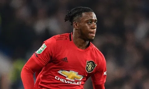 Ten Hag hé lộ lý do bất ngờ khiến Wan-Bissaka vắng mặt