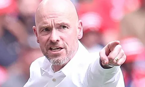 Ten Hag là quả bom nổ chậm tại Man Utd