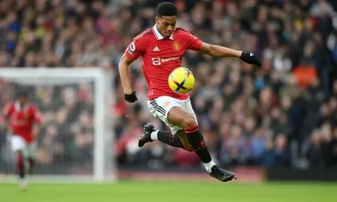 Ten Hag xác nhận tin sét đánh dành cho Man Utd