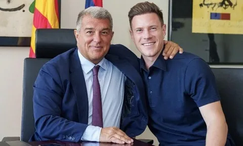 CHÍNH THỨC! Barcelona công bố hợp đồng mới