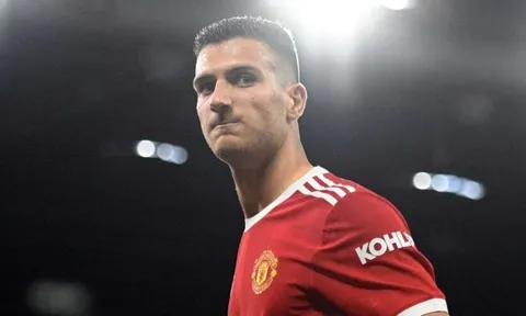 Thái độ cầu thị bất ngờ giúp Dalot trở lại Man Utd đầy mạnh mẽ