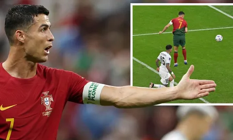 Thái độ của Ronaldo với Fernandes sau khi bị tước bàn thắng