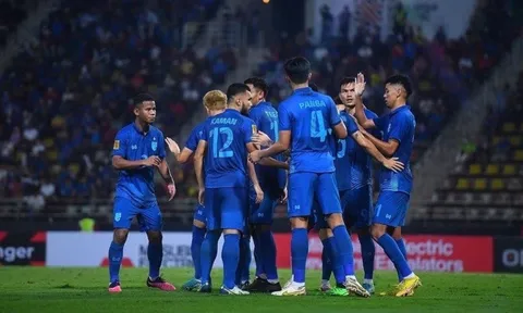 Thái Lan thắng tưng bừng trên sân nhà