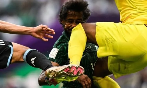 Thái tử Saudi Arabia điều phi cơ đưa cầu thủ sang Đức trị chấn thương