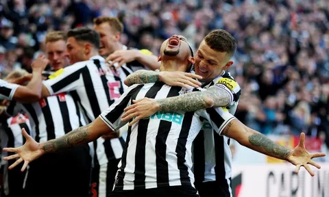 Thảm bại của Tottenham là bước ngoặt với cuộc đua top 4