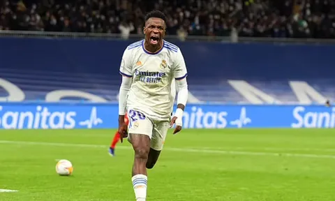 Thần đồng lên tiếng, Real Madrid ngược dòng nghẹt thở trước Sevilla