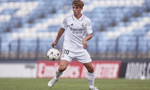 Thần đồng Real Madrid gây ấn tượng mạnh