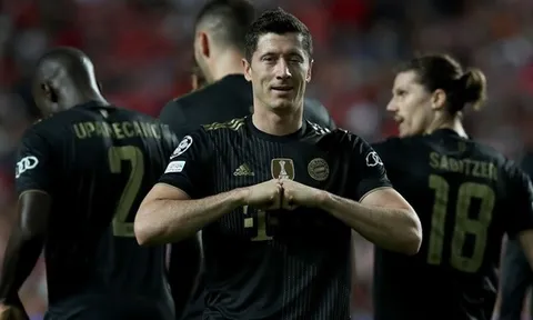 Thắng 4-0, Bayern đi vào lịch sử Champions League