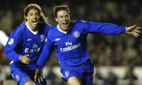 Thắng Fulham, Chelsea vẫn chịu chỉ trích