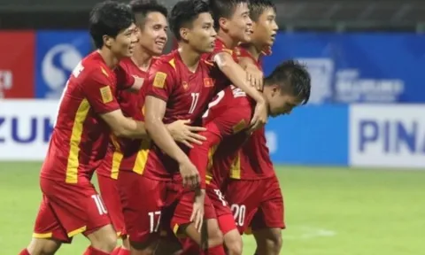 Thắng Malaysia, ĐT Việt Nam nhận thưởng nóng tiền tỷ từ VFF