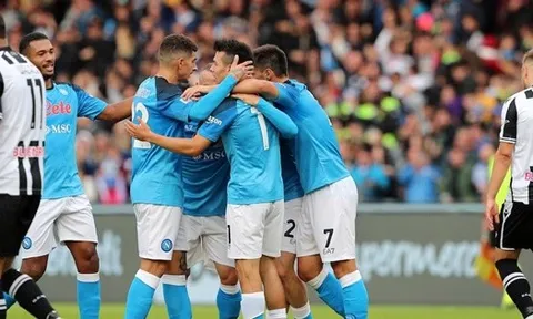 Thắng nghẹt thở trong trận cầu 5 bàn, Napoli xây chắc ngôi đầu Serie A