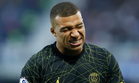 Thắng thua trong ván cờ cân não giữa Mbappe và PSG