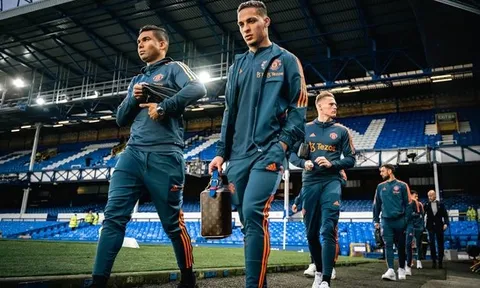 Thắng Tottenham, Fred khen ngợi 3 đồng đội