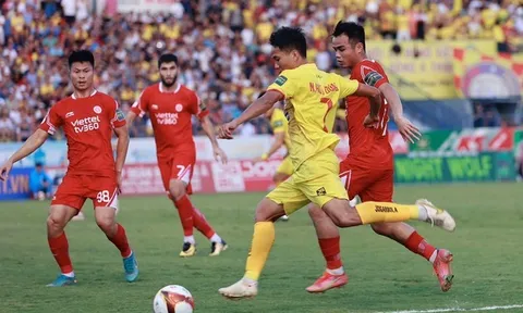 'Ngựa ô' Thanh Hóa bứt tốc; Văn Toàn suýt ghi bàn và kiến tạo